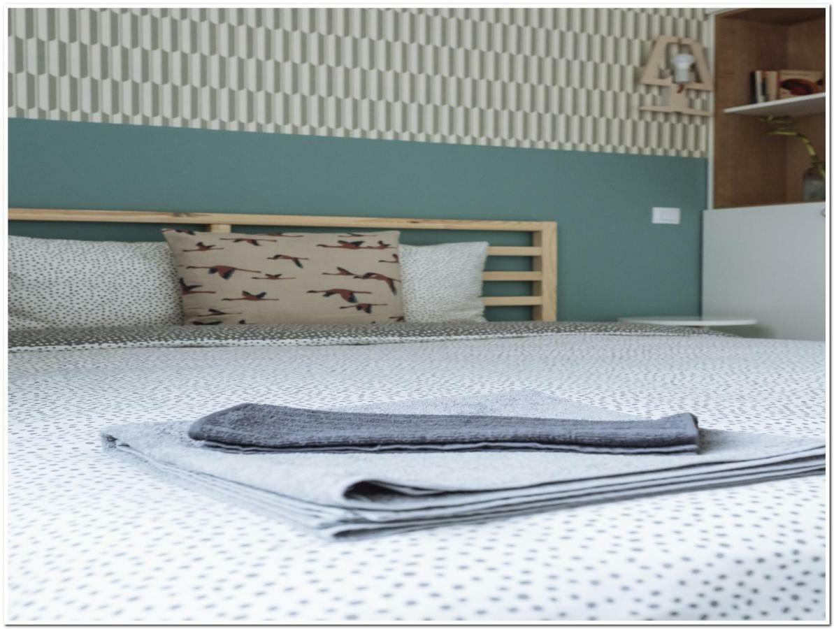 Apartment Spacious, Lovely, Bright In The Old Town *